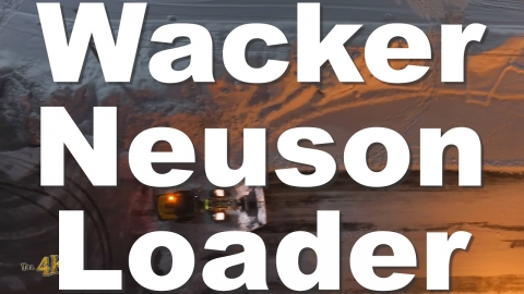 St-Jérome: Shopping mall parking lot snow clearing ops Nov '25