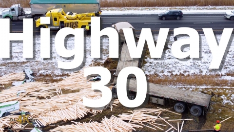 Montérégie: Lumber load spill on highway 30 after jackknife...