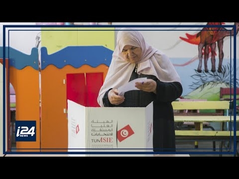 Tunisia goes to polls to vote on constitution referendum