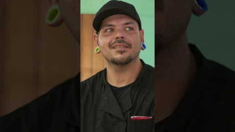 Gordon still doesn't hold back 😶 Watch new #KitchenNightmares on...