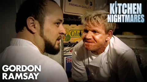 This Kitchen Becomes A BATTLEGROUND! | Kitchen Nightmares | Gordon...