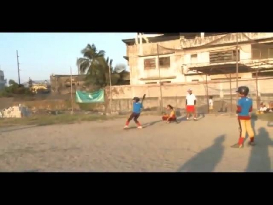 Litlle League Philippines   Distributor Donates baseball equipment to smokey mountain players